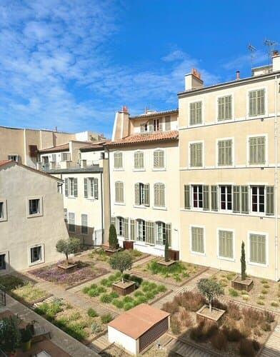 Внешний вид отеля Les Appartements du Vieux Port