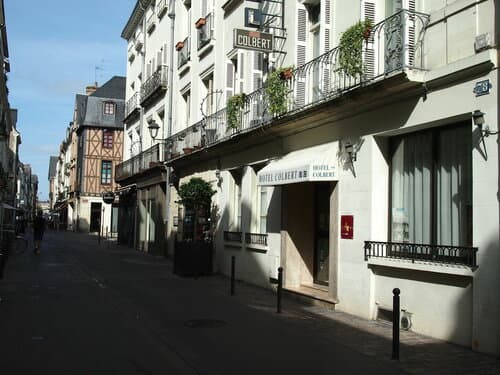 Внешний вид отеля Hotel Colbert