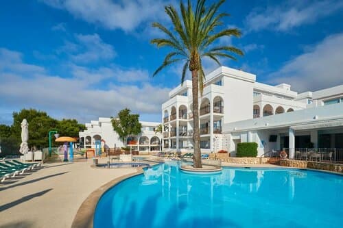 Внешний вид отеля Apartamentos Cala d'Or Playa
