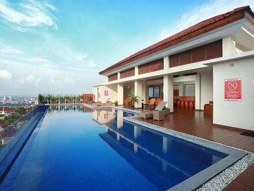 Внешний вид отеля Wimarion Hotel Semarang