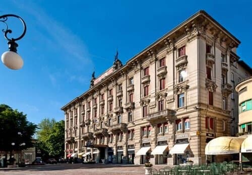 Внешний вид отеля Grand Hotel Regina