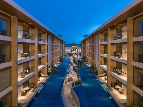 Внешний вид отеля Henann Crystal Sands Resort