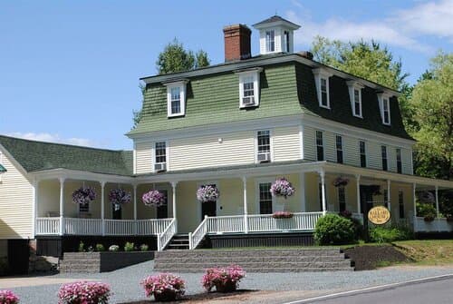 Внешний вид отеля The Ballard House Inn