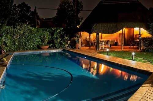 Внешний вид отеля Rest a While Guest House
