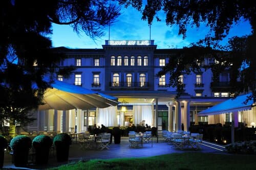 Внешний вид отеля Baur au Lac