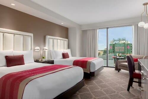 Внешний вид отеля Hotel Commonwealth