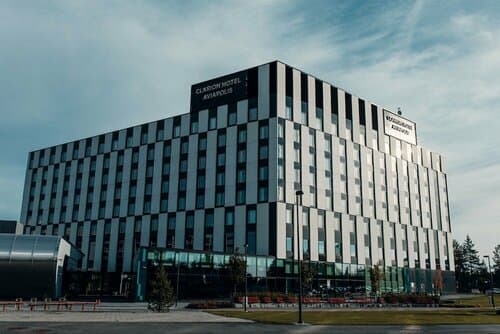 Внешний вид отеля Clarion Hotel Aviapolis