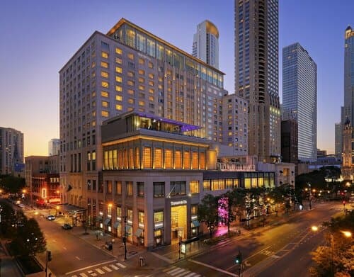 Внешний вид отеля The Peninsula Chicago