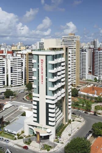Внешний вид отеля Mercure Salvador Pituba
