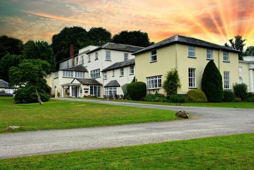 Внешний вид отеля Best Western Exeter Lord Haldon Country Hotel