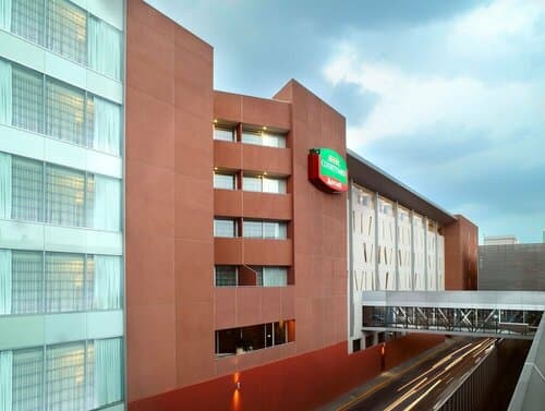 Внешний вид отеля Courtyard Mexico City Airport