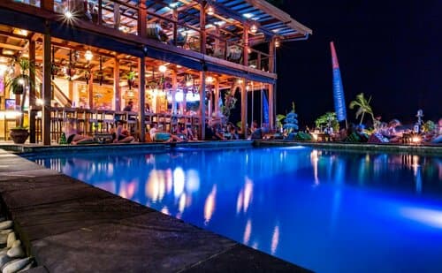 Внешний вид отеля Pesona Beach Resort & SPA