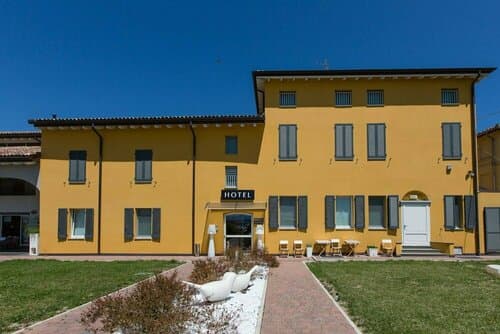 Внешний вид отеля Hotel Forlanini52 Parma