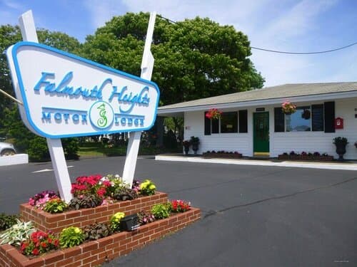 Внешний вид отеля Falmouth Heights Motor Lodge