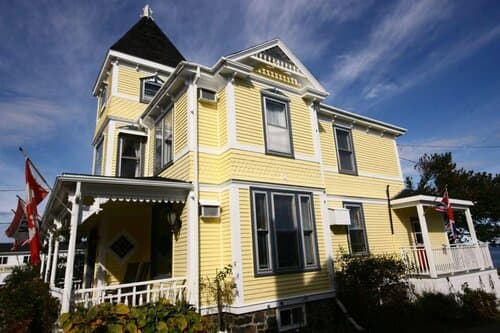Внешний вид отеля Come From Away B&b Inn