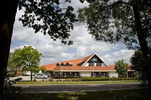 Внешний вид отеля Van der Valk Hotel Groningen Westerbroek
