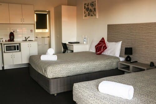 Внешний вид отеля Emerald Park Motel
