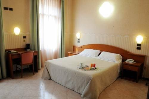 Внешний вид отеля Hotel Button