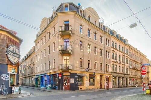 Внешний вид отеля Lollis Homestay - Hostel