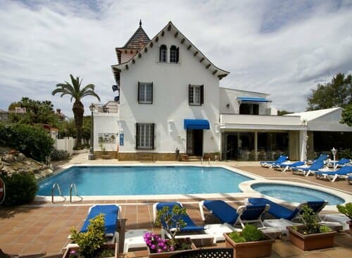 Внешний вид отеля Hotel Capri